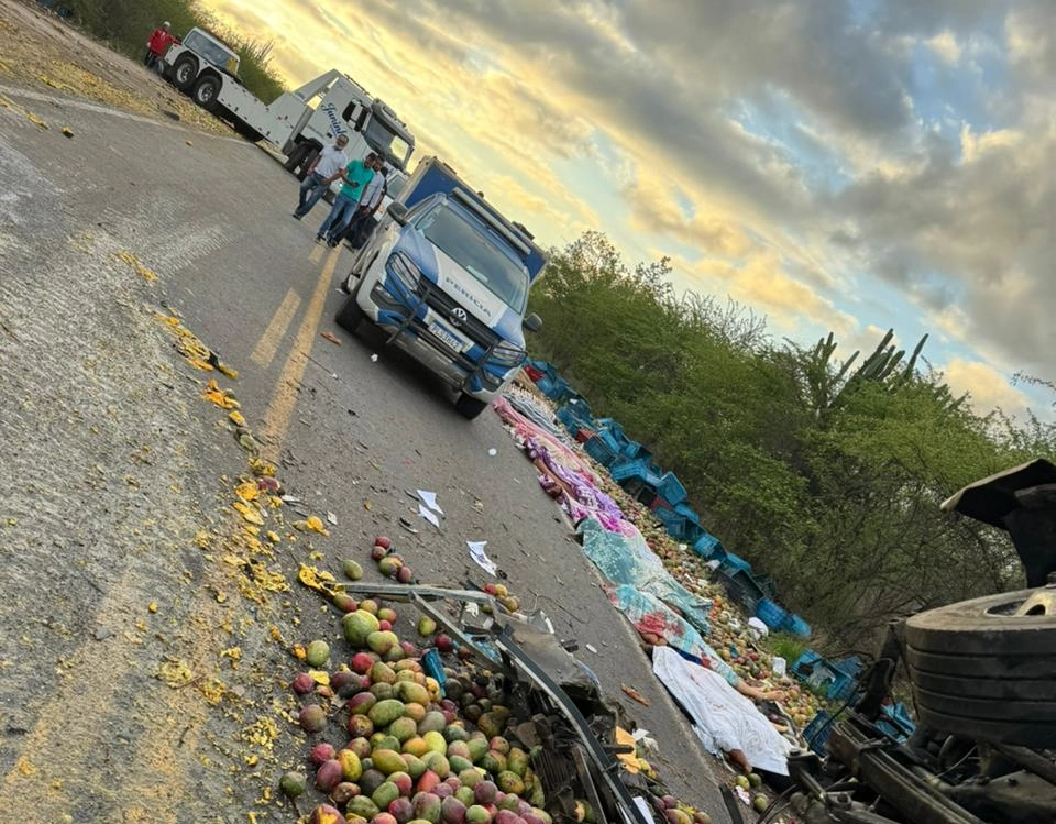 Prefeitura de Jacobina organiza ginásio para realizar velório coletivo; veja vídeo