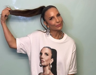 Ivete é confirmada no trio elétrico da comemoração rubro-negra