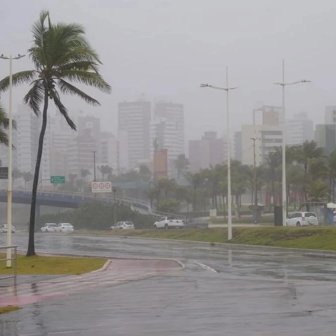 Salvador registra ventos que chegam a 52,6km/h