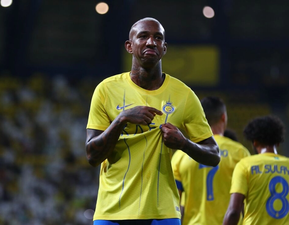 Talisca ironiza ausência na Seleção: 'Começando a achar que não sou brasileiro'