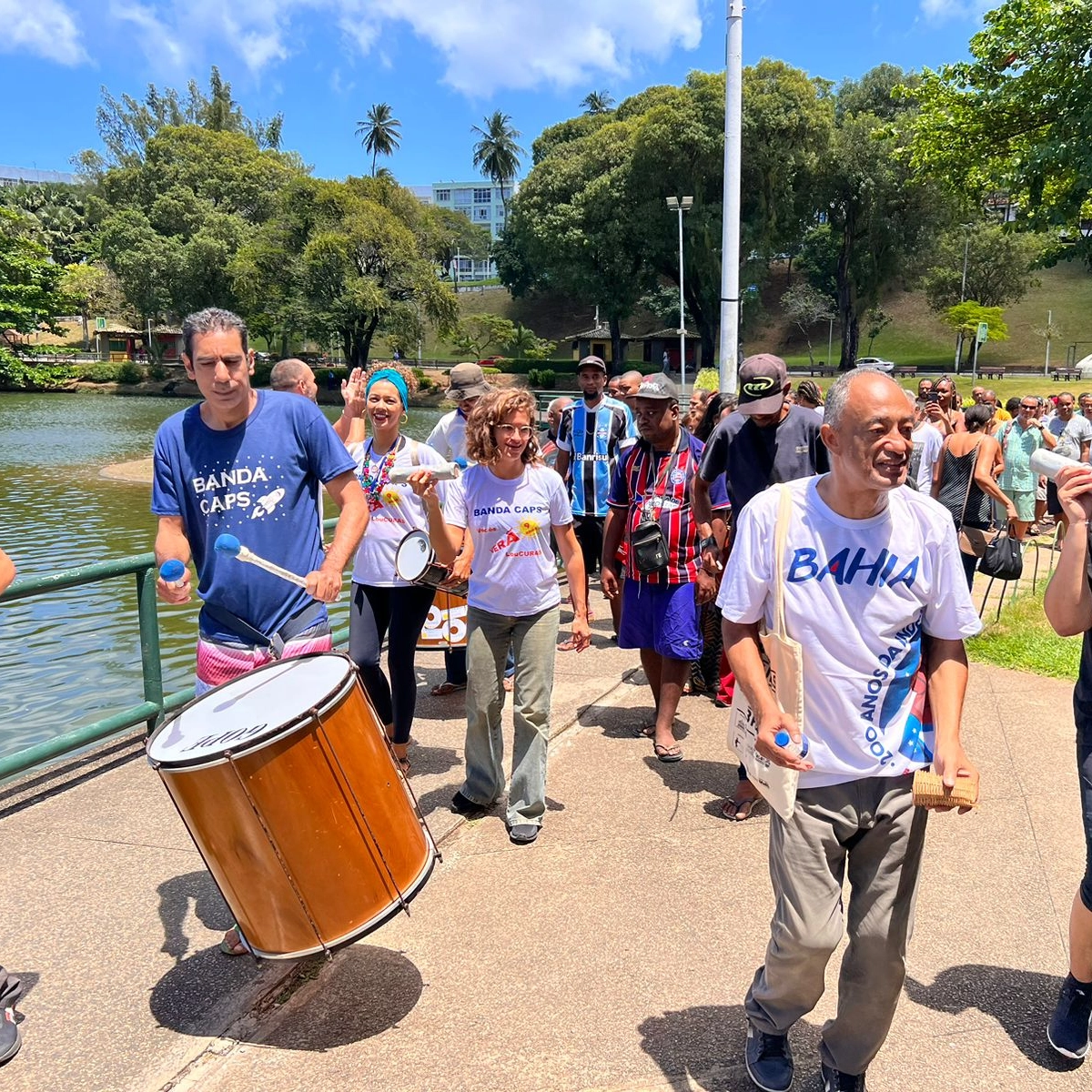 Dia Mundial da Saúde Mental: usuários da rede municipal têm dia diferente  e com banda no Dique do Tororó