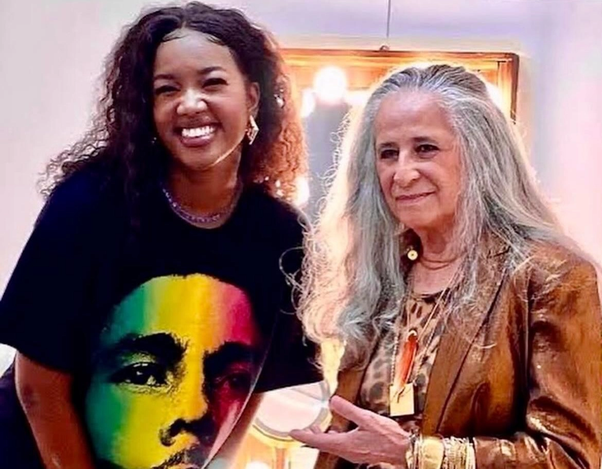 Maria Bethânia posta foto em apoio a Iza após traição; outros famosos também deram força a artista