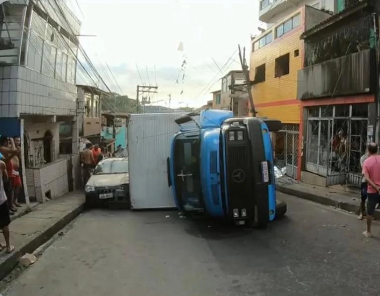 Homem morre esmagado por caminhão em São Caetano