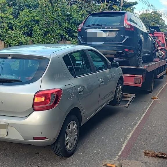 Professor que teve carro apreendido em blitz da Transalvador caiu em golpe de financeira