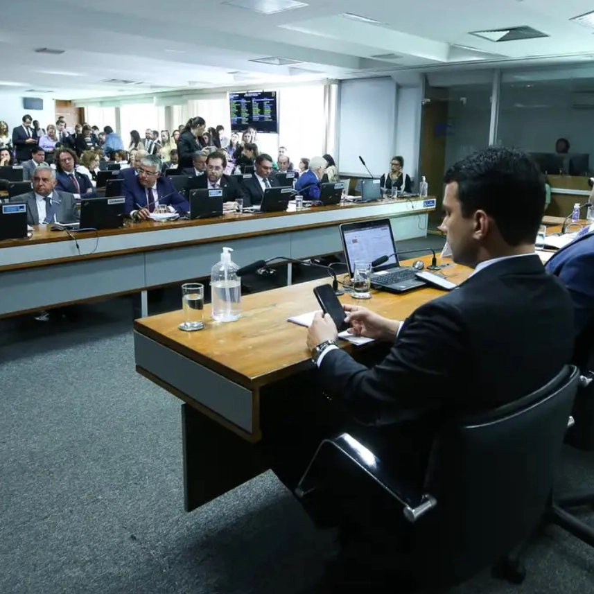 CCJ do Senado aprova aumento de cotas raciais para concurso público