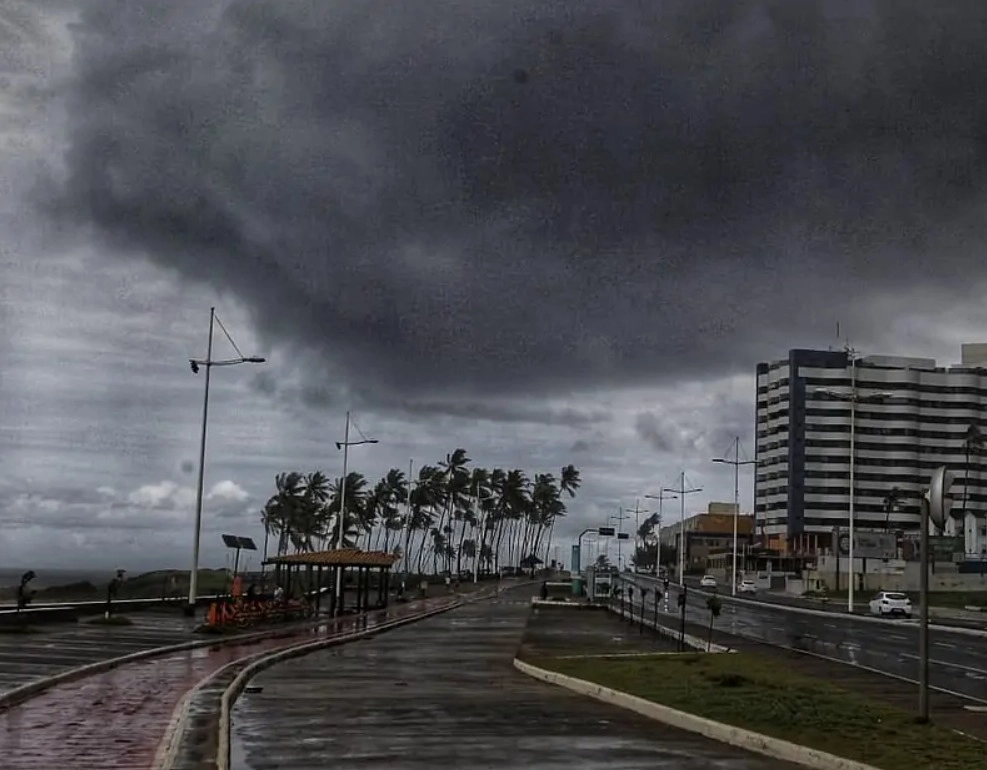 Ciclone subtropical deve causar chuvas na Bahia, diz Inmet