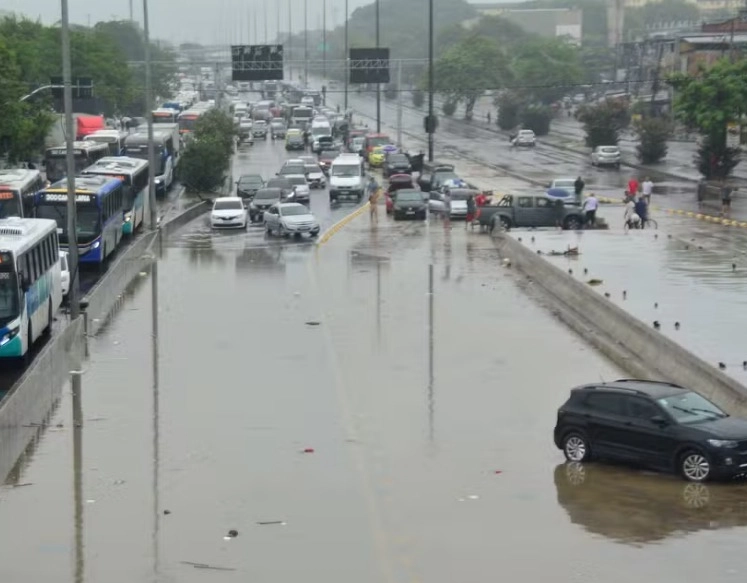 Governo Federal reconhece estado de emergência no Rio de Janeiro após tempestades