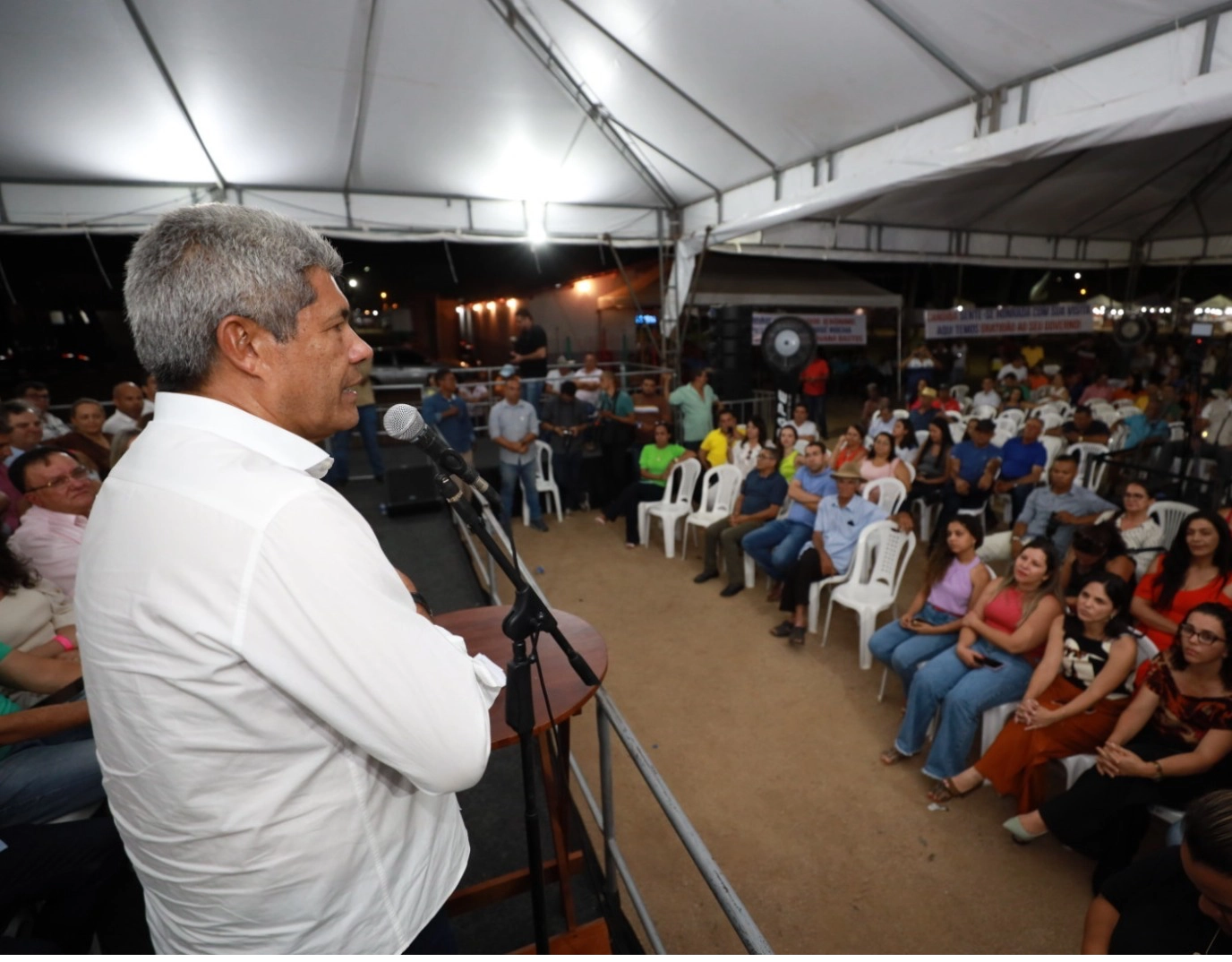 Jerônimo entrega projeto de lei do Bahia Sem Fome na AL-BA nesta quinta