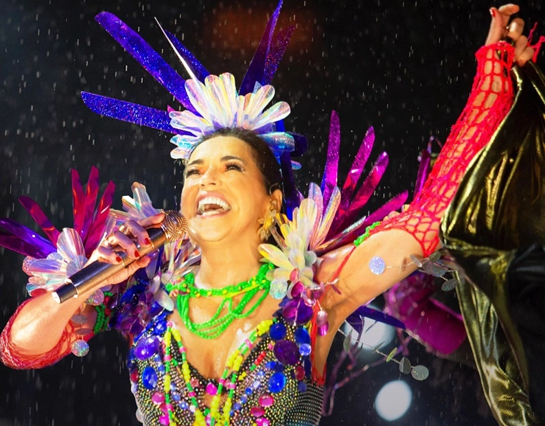 Veja: Daniela Mercury revela capa do projeto "Eu Sou O Carnaval"