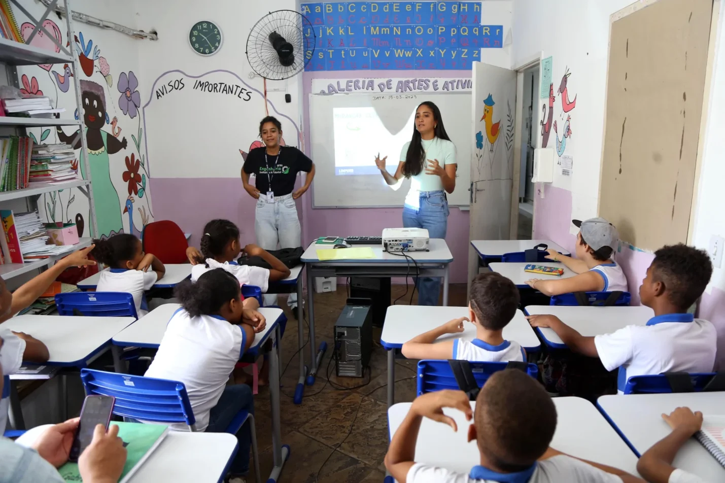 Prefeitura prorroga inscrições de seleção para novos professores de inglês