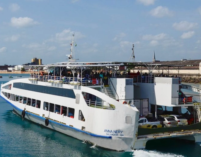 Ferry bate recorde de passageiros durante feriado do Ano Novo