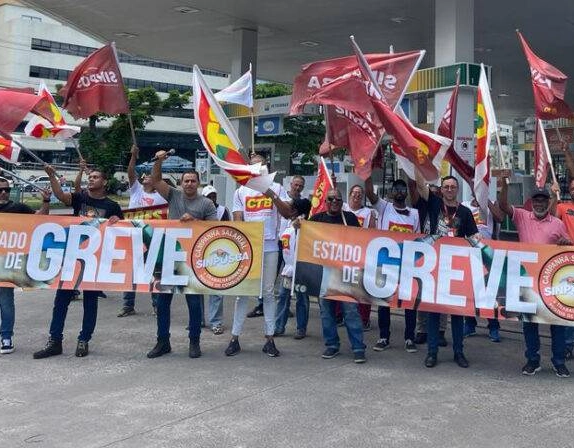 Trabalhadores de postos de combustíveis ameaçam entrar em greve