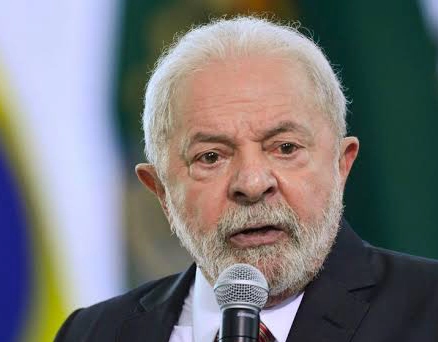 Presidente Lula passa por cirurgia para corrigir artrose no quadril nesta sexta-feira