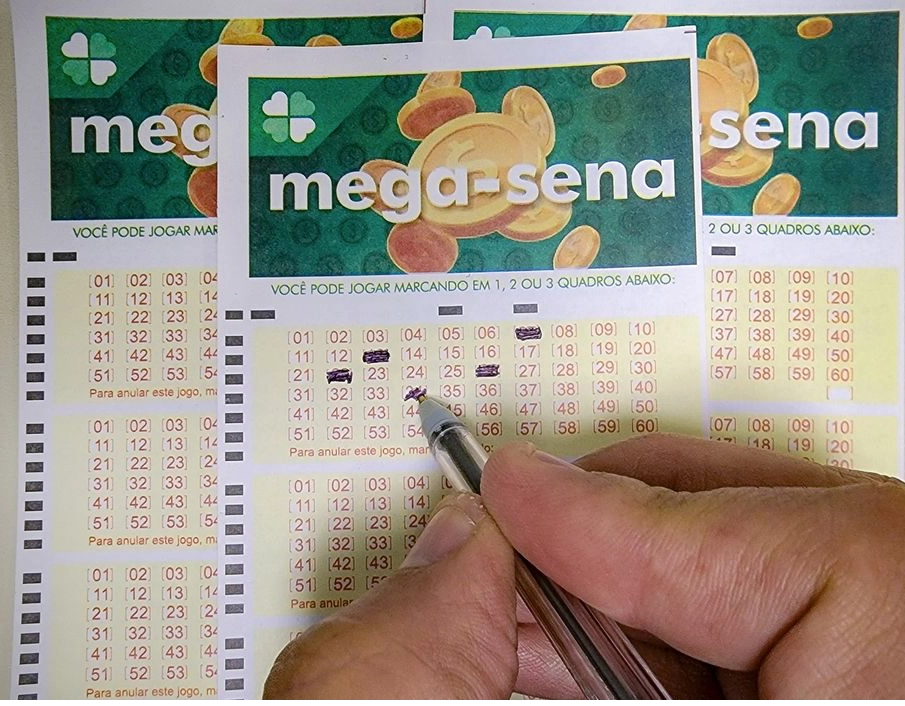 Mega-Sena deve pagar neste sábado prêmio