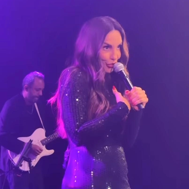 Ivete Sangalo faz show em evento solidário para as Obras Sociais Irmã Dulce