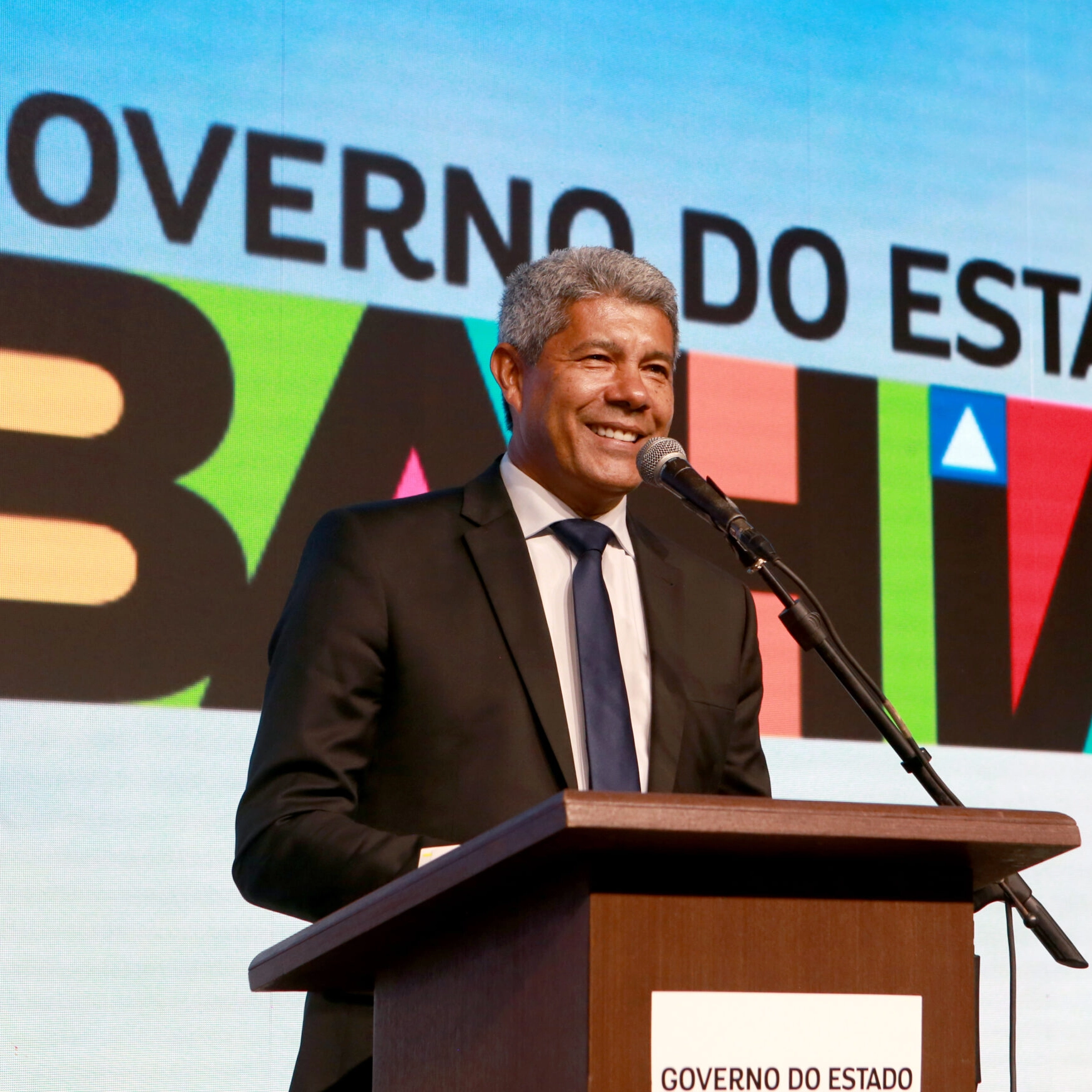 Contas do primeiro ano do governo Jerônimo são aprovadas pelo TCE