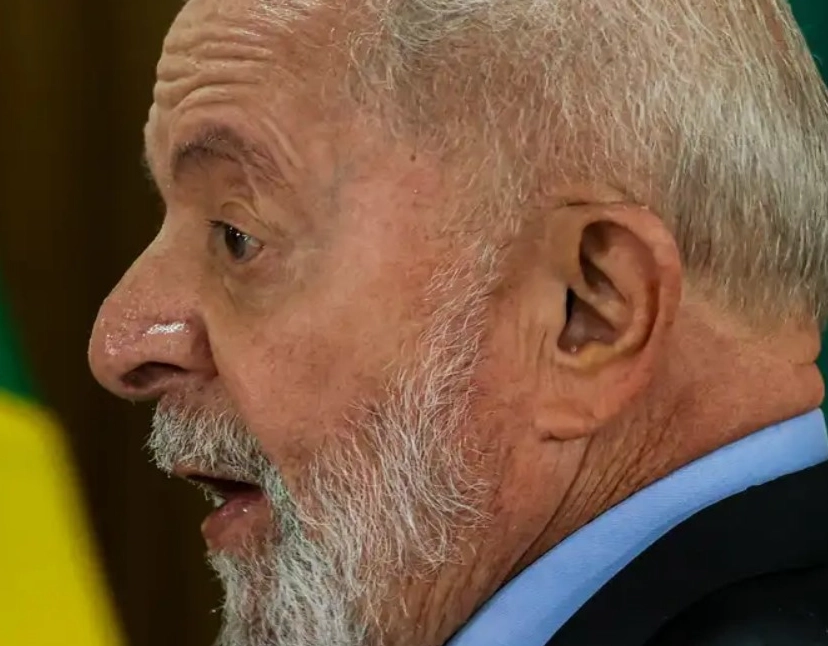 Lula diz que pode superar divergências com a Câmara e descarta reforma ministerial