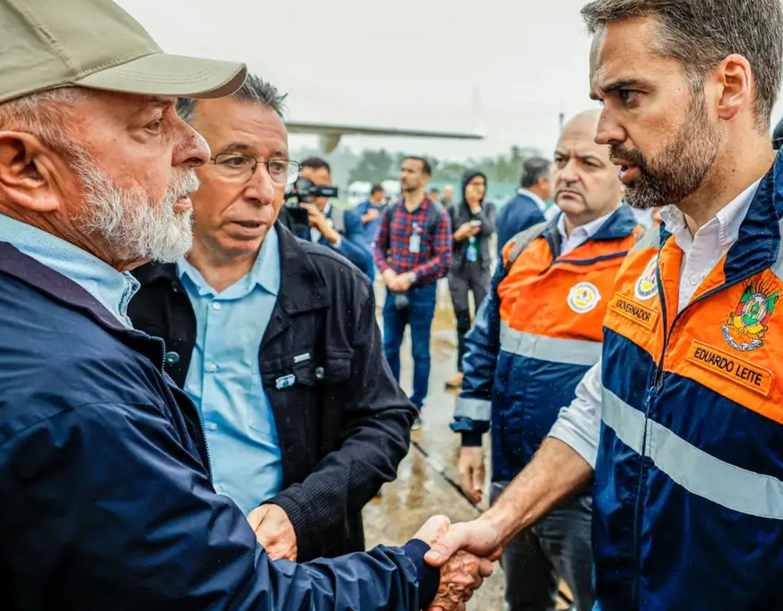 Lula anuncia R$ 18,3 bilhões em obras do PAC, com R$ 1,7 bi para prevenção de desastres