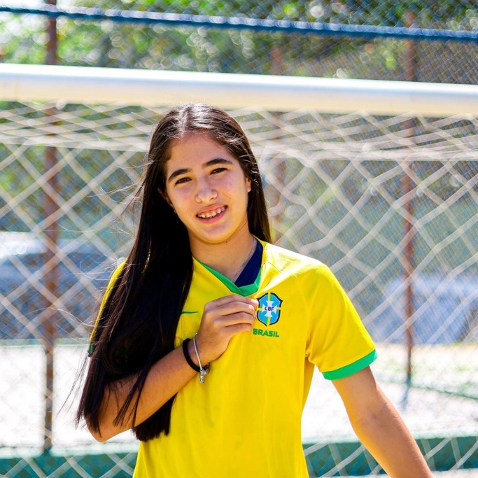 Aluna de Escola de Salvador é convocada para a Seleção Brasileira de Futebol Feminino Sub-17