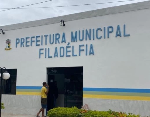 Gestão acusada de contratar filha do prefeito por R$ 600 mil se explica