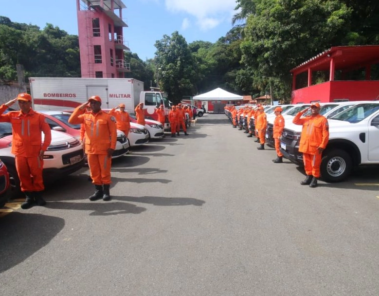 Sargento dos Bombeiros ajuda a salvar vida de bebê engasgado na Bahia