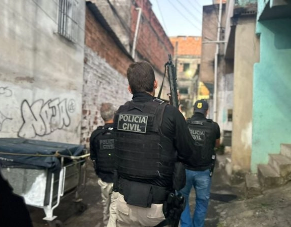 Assista: Megaoperação da Polícia civil acontece nessa terça e organizações criminosas são o alvo