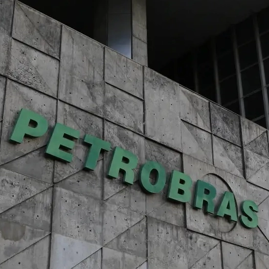 Petrobras faz concurso para nível técnico com salário de R$ 5,8 mil