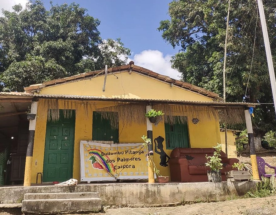 Família de Bernadete Pacífico deixa quilombo na Bahia