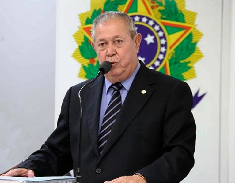 Morre Temóteo Alves de Brito, primeiro prefeito de Teixeira de Freitas