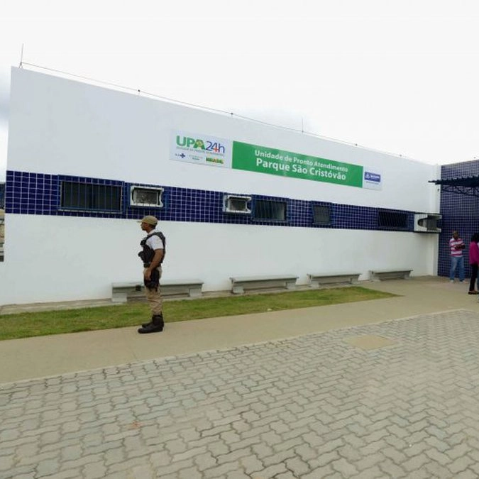 Troca de tiros na Estrada Velha do aeroporto provoca suspensão de aulas e transporte coletivo