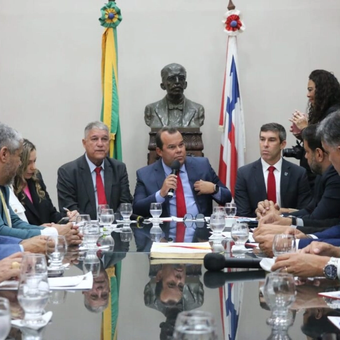 Pressionado, Werner vai à Assembleia Legislativa e diz que violência reduziu na Bahia