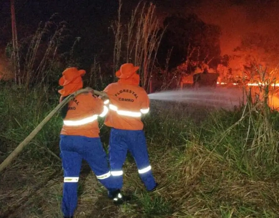 Brasil registrou 2,7 mil focos de incêndio nas últimas 24 horas