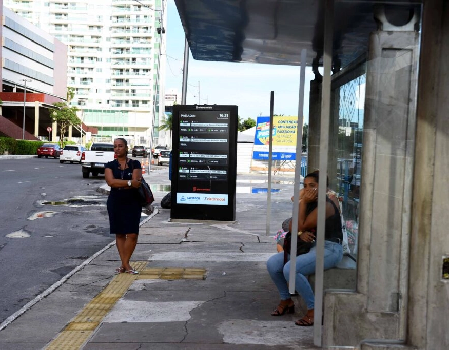 Salvador ganhará 650 novos abrigos de ônibus modernos até final de 2024