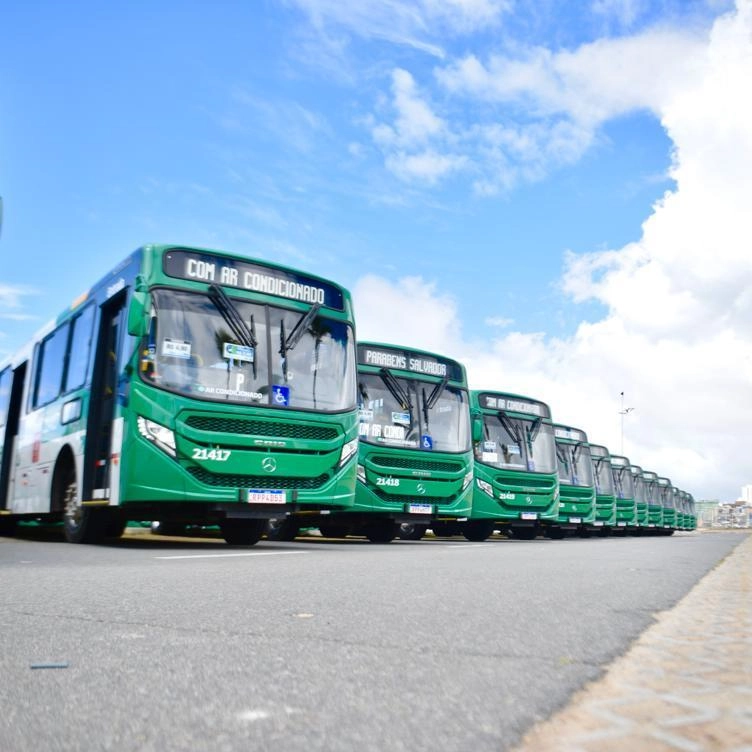 Sete linhas de ônibus terão aumento no número de viagens nesta segunda-feira