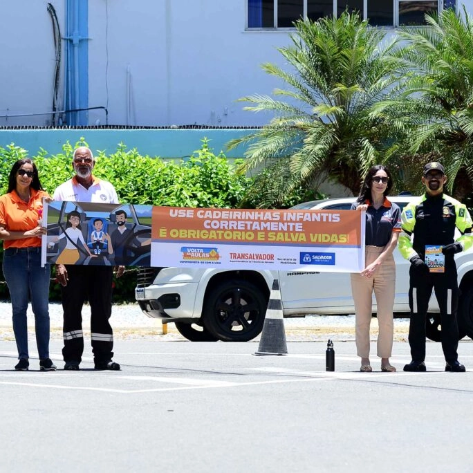 Transalvador reforça segurança no trânsito na volta às aulas