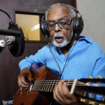 Gilberto Gil anuncia aposentadoria dos palcos em 2025