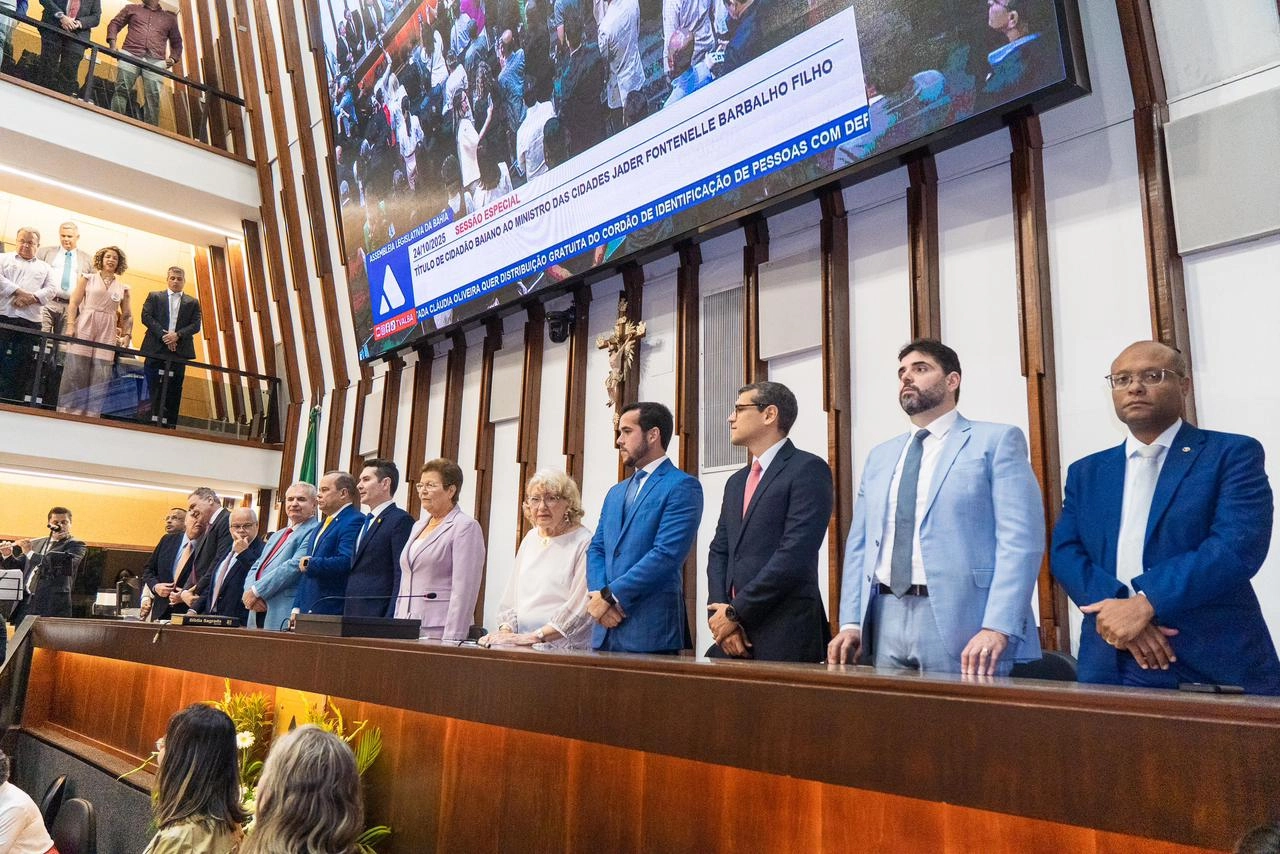 Ministro Jader Filho recebe Título de Cidadão Baiano e  destaca o crescimento do MDB na Bahia