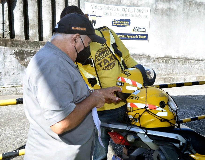 Semob inicia vistoria de mototáxis em Salvador