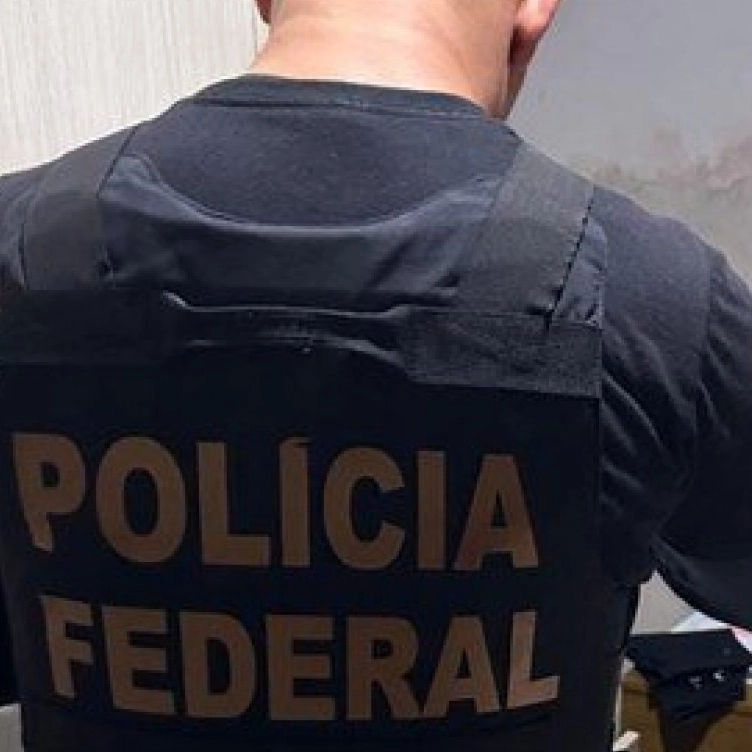 Polícia Federal investiga grupo que usava idosos para fraudes no INSS