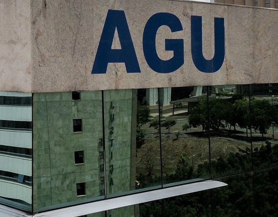 AGU adia audiência pública sobre as mudanças na Meta