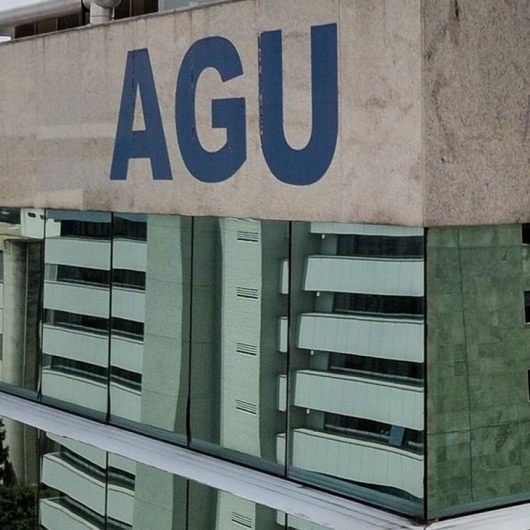 AGU adia audiência pública sobre as mudanças na Meta