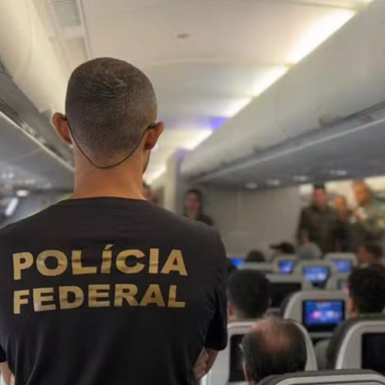 Segundo voo com deportados dos EUA pousa em Fortaleza