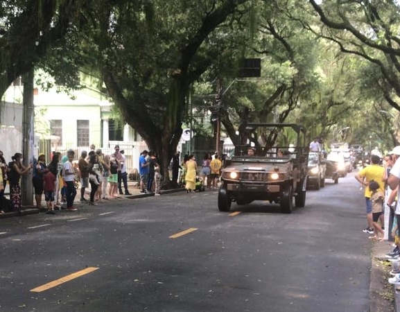 Ensaio para desfile da Independência altera trânsito no Campo Grande e Corredor da Vitória