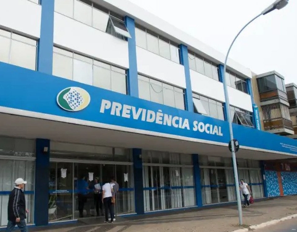 INSS notifica 9,4 milhões de aposentados sobre descontos