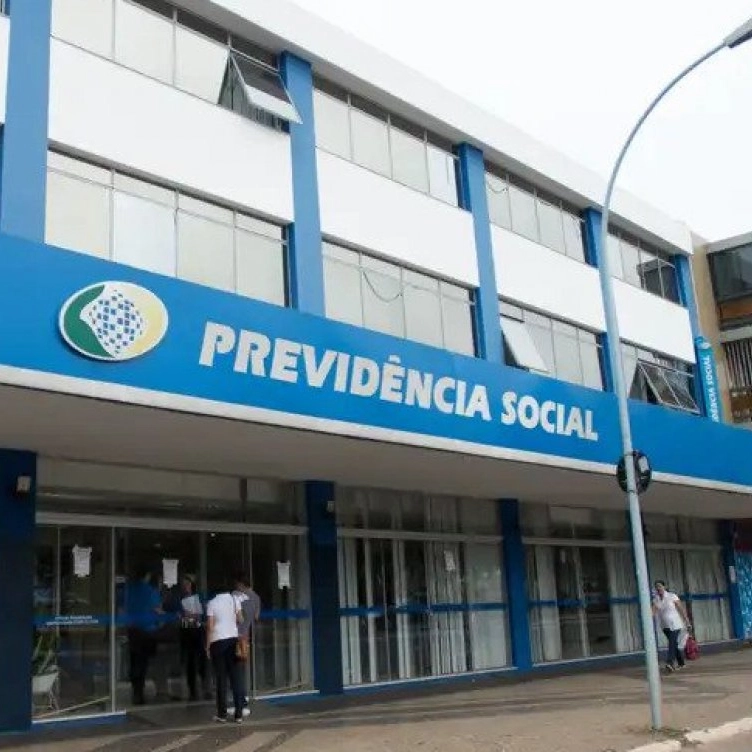 INSS notifica 9,4 milhões de aposentados sobre descontos
