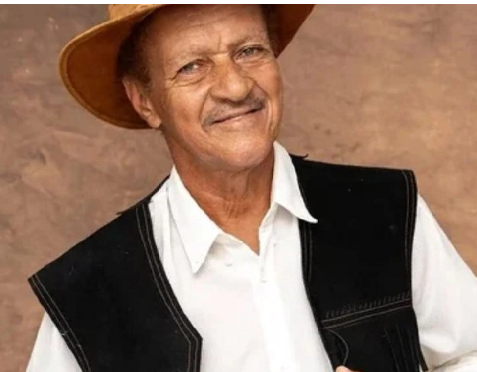Morre em Salvador o cantor e poeta Wilson Aragão, aos 75 anos