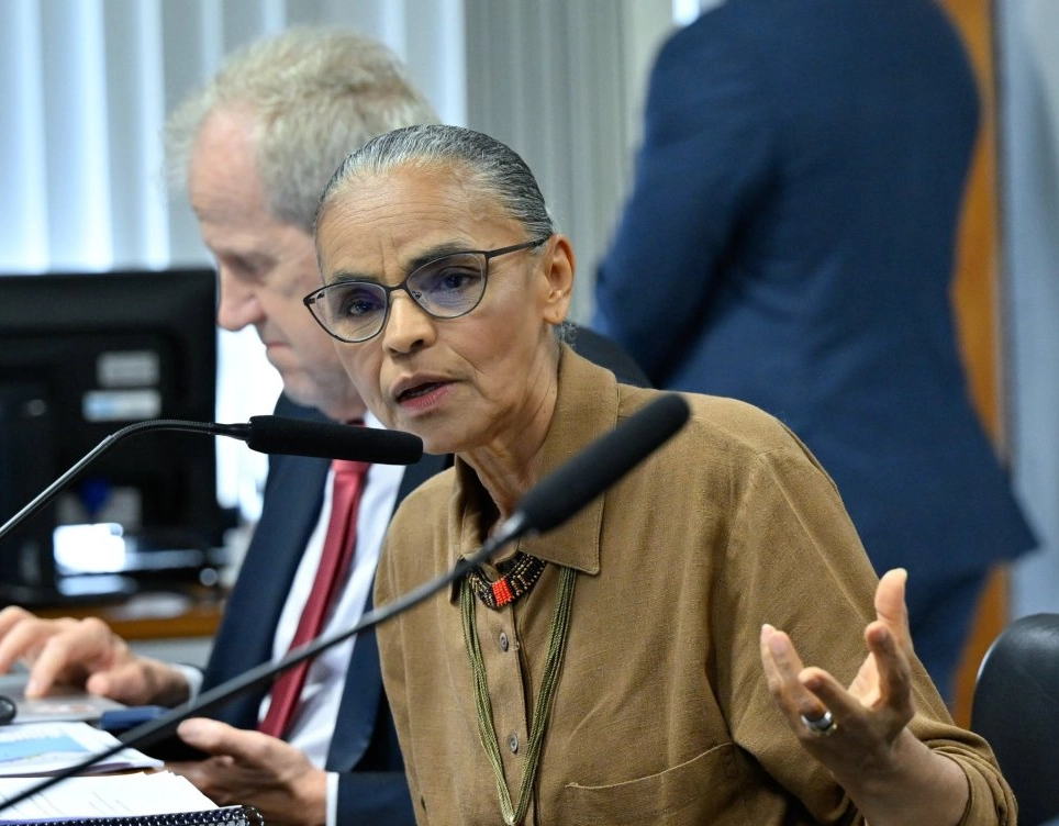 Audiência no Senado termina em bate-boca e saída de Marina Silva após embates com senadores