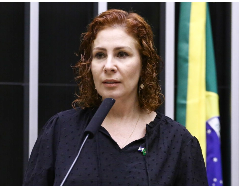 Zambelli diz que vai se entregar à Justiça italiana e buscar refúgio
