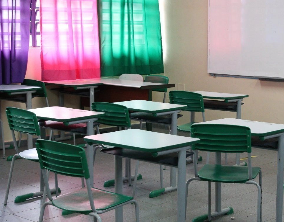 Ameaças a escolas nas redes sociais crescem 360% em quatro anos, aponta estudo