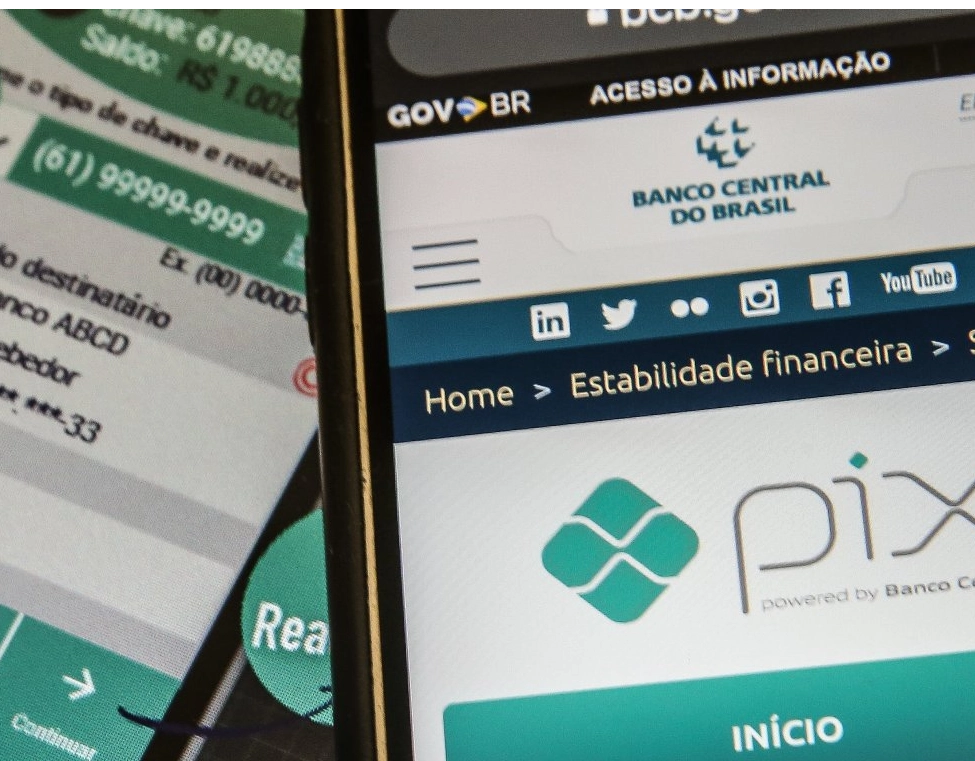 Banco Central suspende três instituições após ataque cibernético que desviou R$ 400 milhões via Pix
